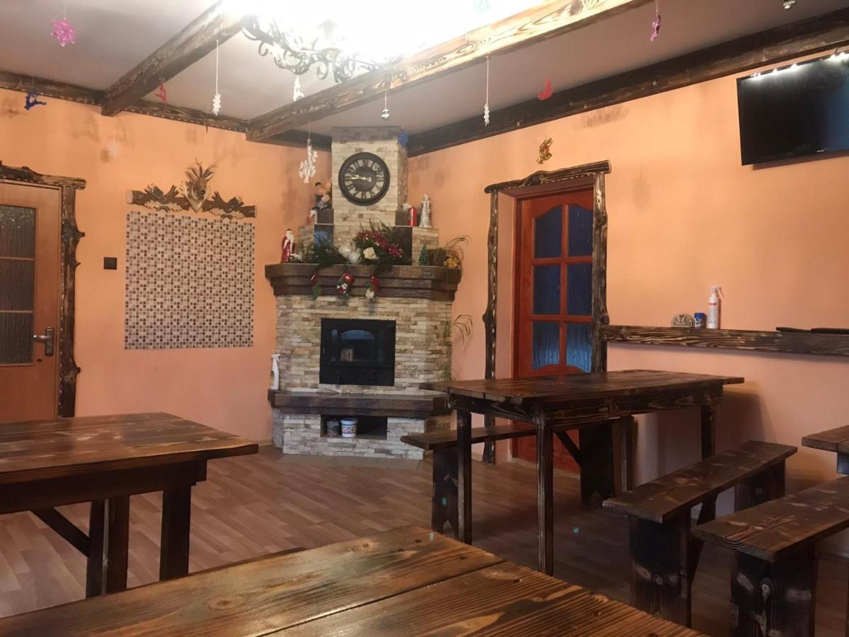 Cottage V Gorakh Izki Εξωτερικό φωτογραφία
