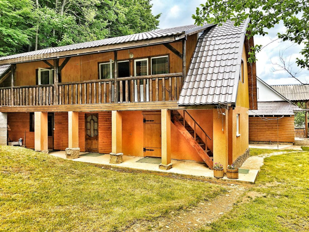 Cottage V Gorakh Izki Εξωτερικό φωτογραφία