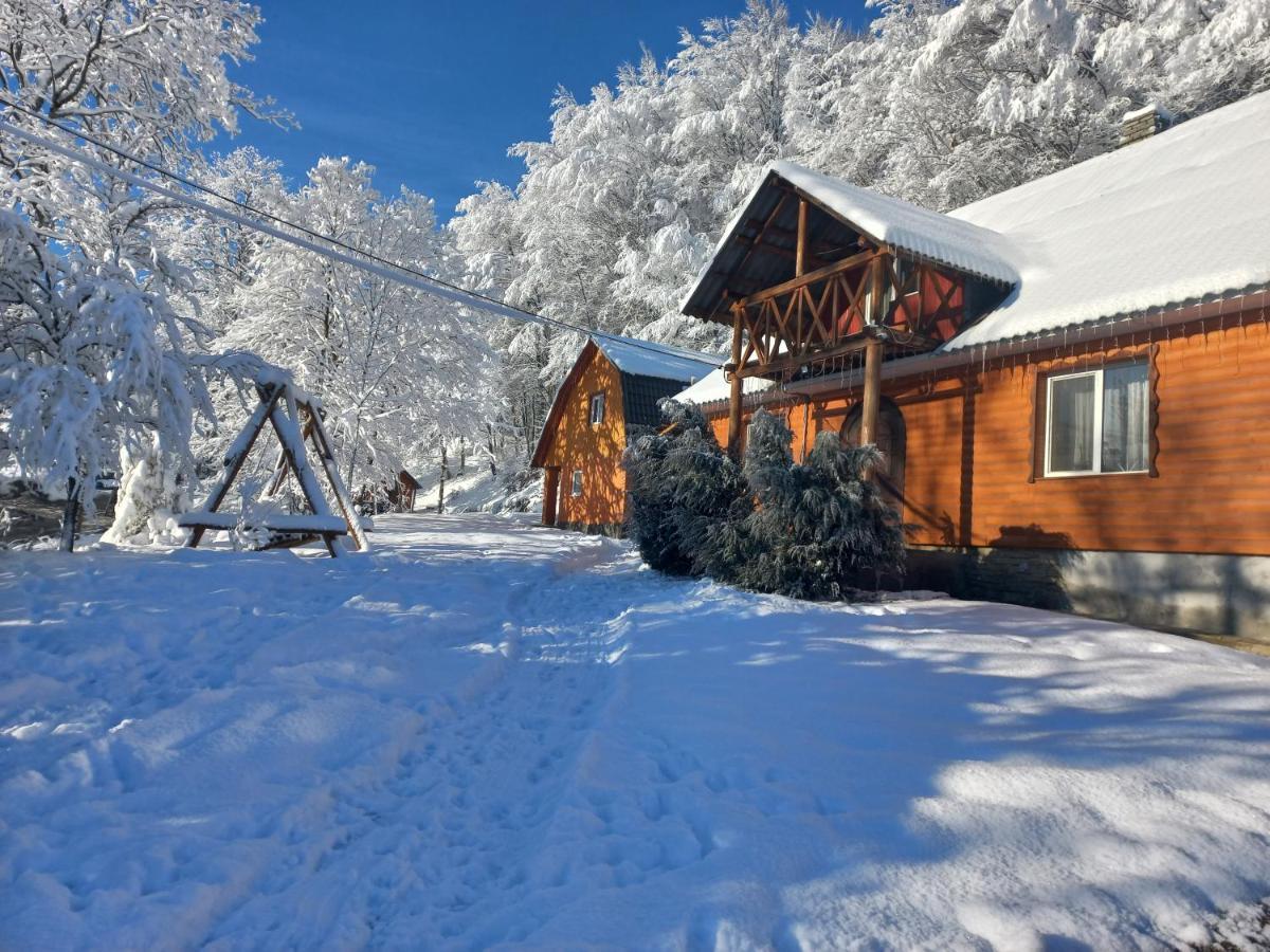 Cottage V Gorakh Izki Εξωτερικό φωτογραφία